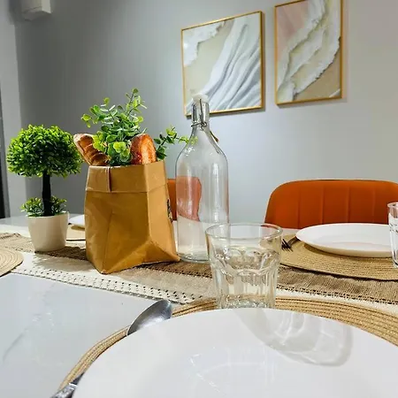 Mva17#Family Suite 8Pax 3 Rooms M Vertica Velocity Mall Cheras Ikea Mytown Short Walk To Mrt & Lrt Maluri Kuala Lumpur Exterior photo